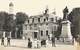 Enclos du port : La place d'Armes