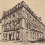 Grand Hôtel de Bretagne ~ à l angle de la rue Victor Massé et de la rue Sully